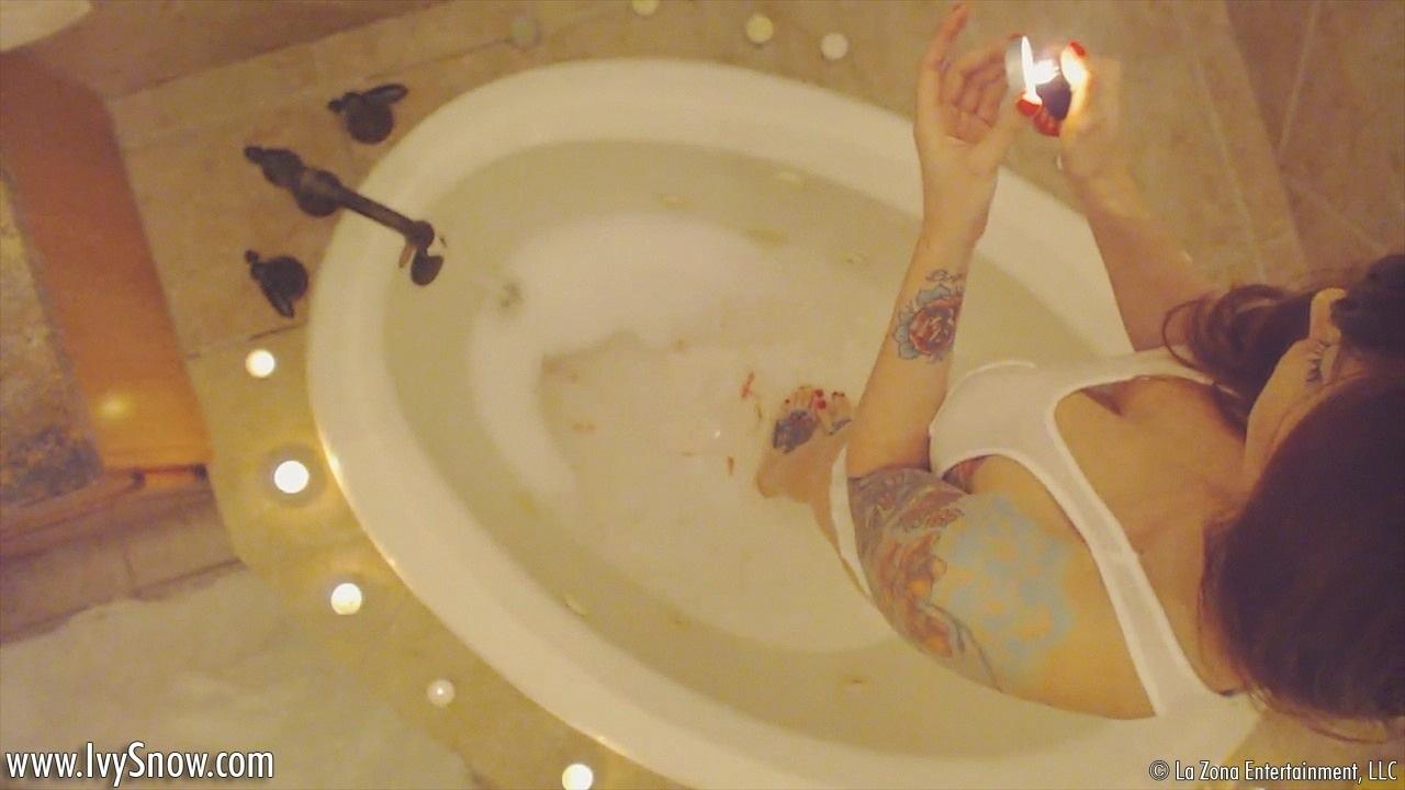 Ivy Snow takes a sensual bath and gets wet in more way than one #54997752