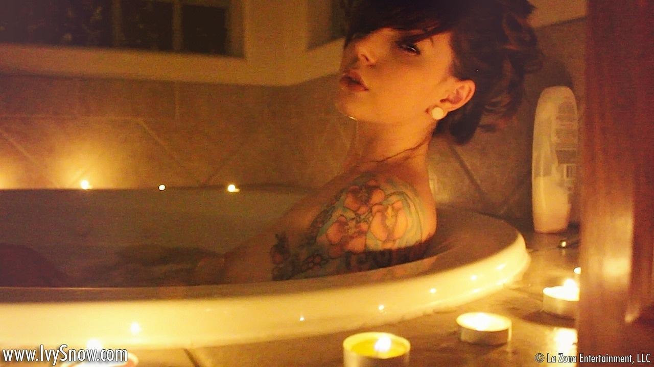 Ivy Snow takes a sensual bath and gets wet in more way than one #54997843