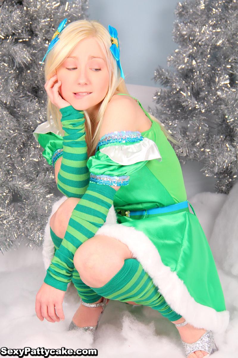 Pictures of Pattycake dressed as a sexy naughty elf #59954000