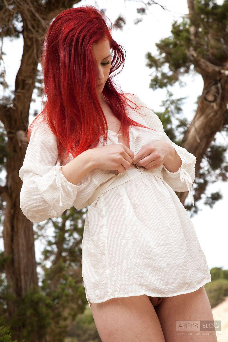 Pictures of teen slut Ariel's Blog exposing her hot body #53285694