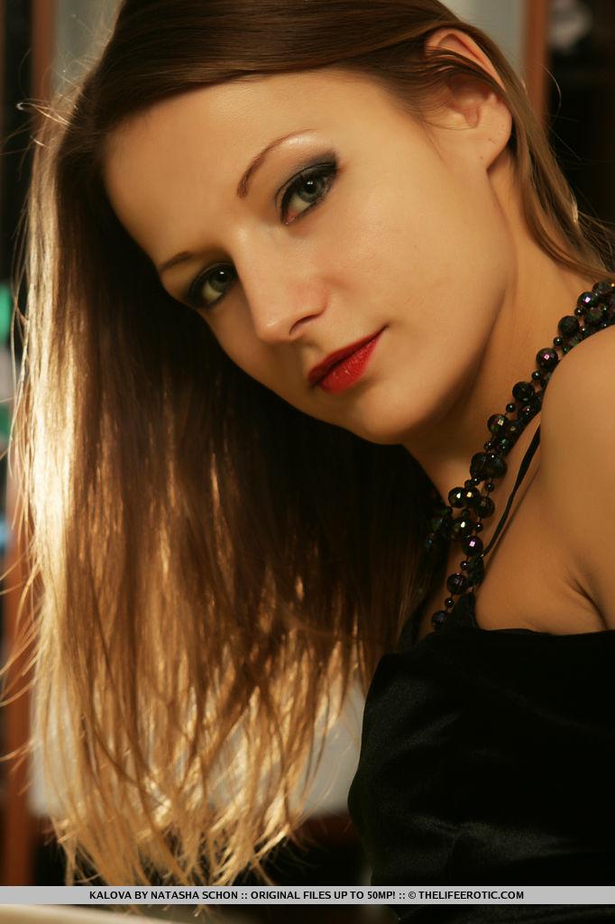Gothic teen Kalova shows you her tight nude body in bed #60859459