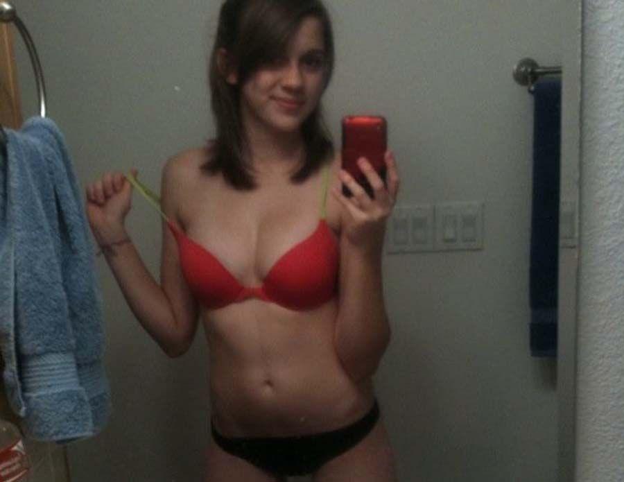 Pictures of horny girlfriends taking pics of themselves #60719068