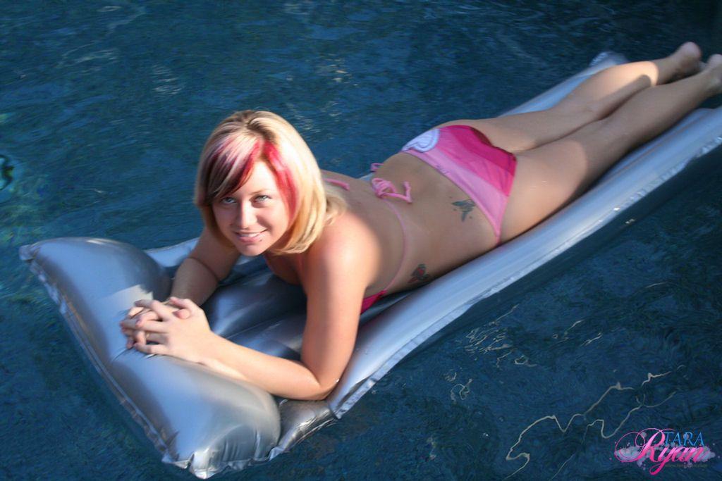 Pictures of teen Tara Ryan relaxing in the pool #60054882