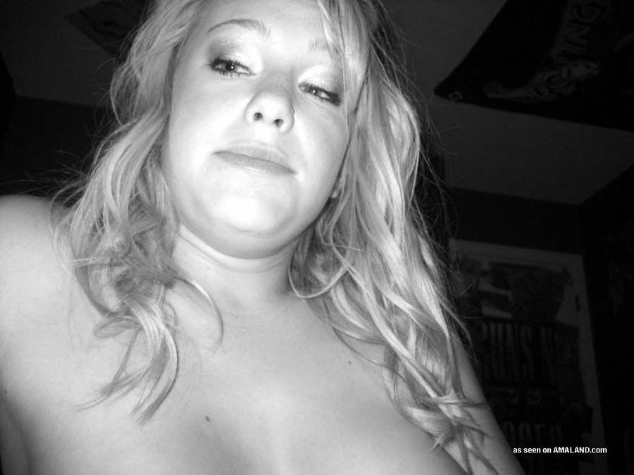 Pictures of a hot gf totally nude in black and white #60922761