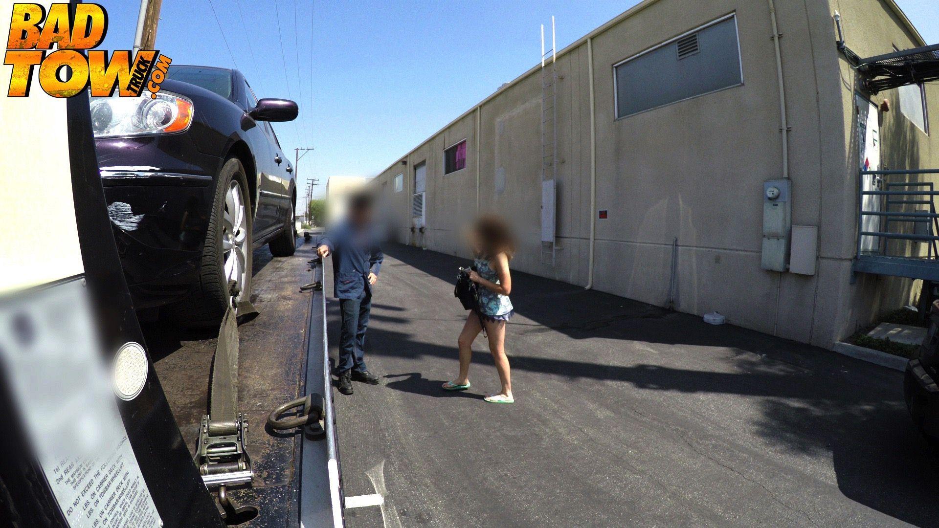 Hot redhead amateur Gwen Stark blows a tow truck driver to get her car back #54592857