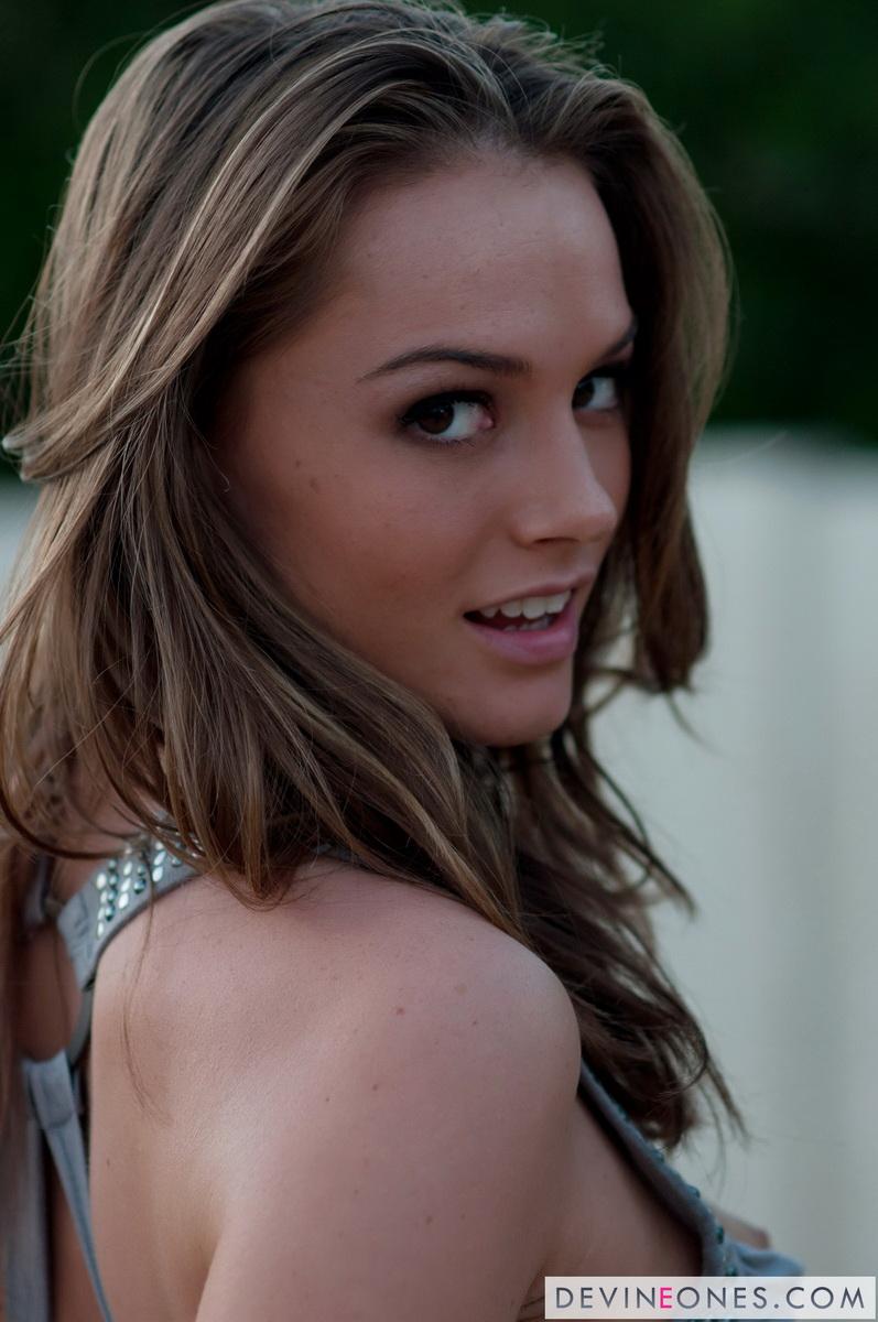 Pictures of hot teen girl Tori Black flashing her tits outside #60106888