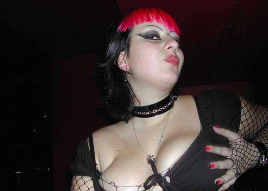 Pictures of hot alternative girlfriends showing their beauty #60639731