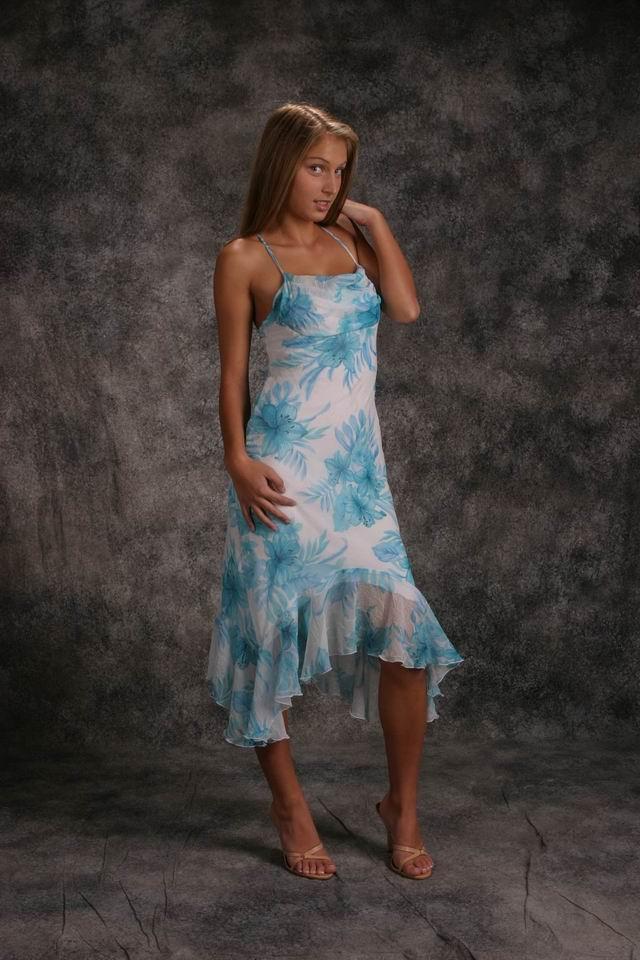Pictures of Kirsten 18 waiting for you to take her dress off #58751369