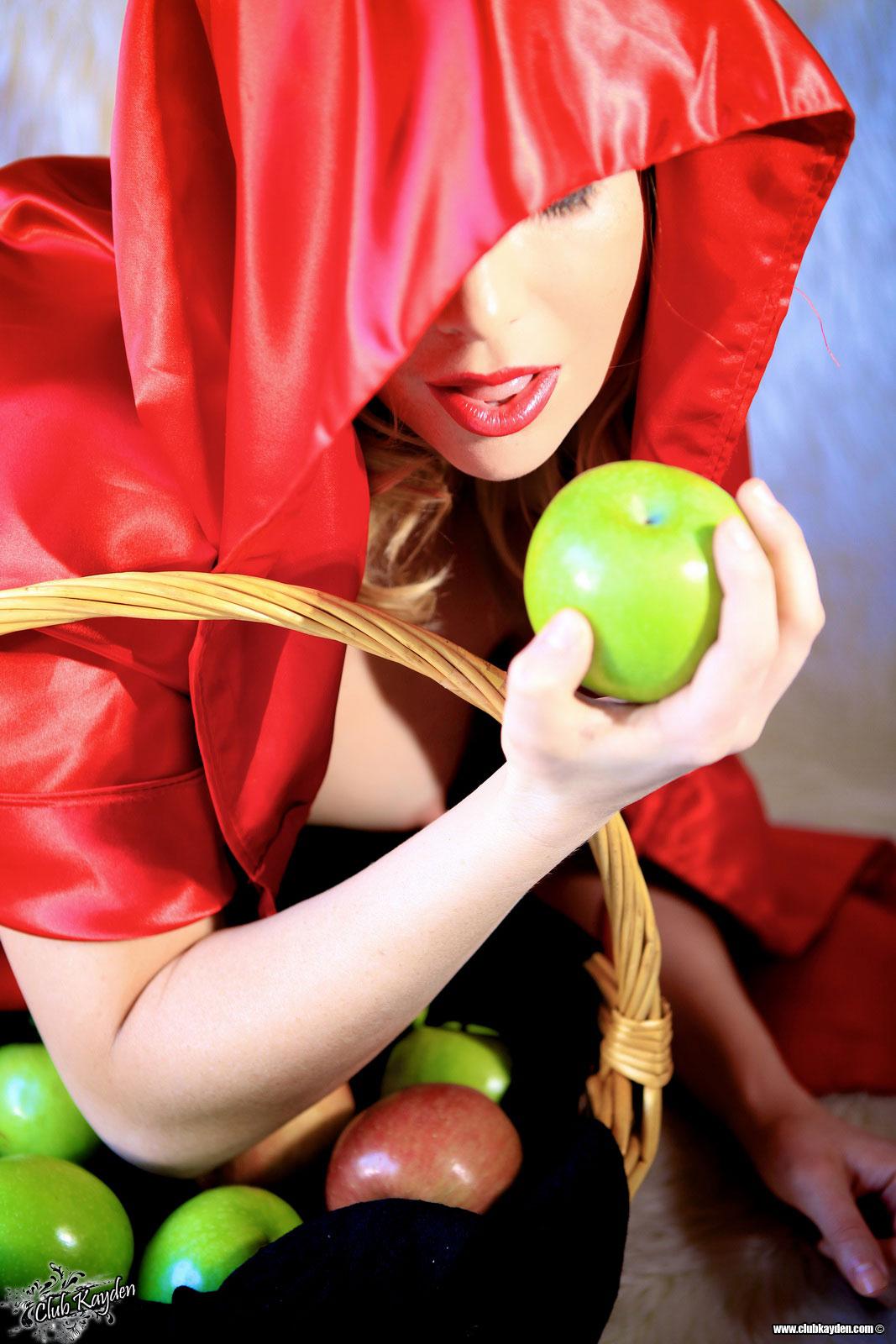 Pictures of Kayden Kross dressed as sexy Little Red Riding Hood #58167720