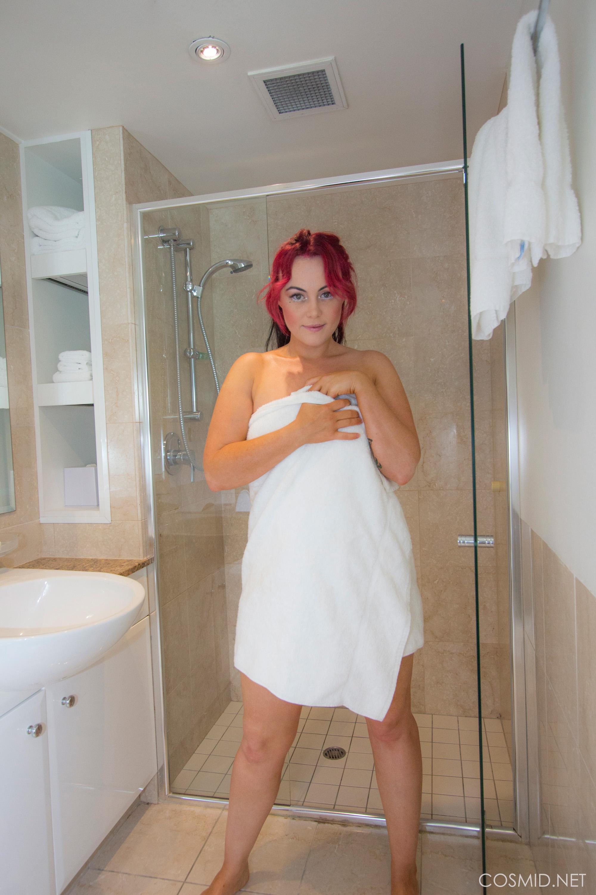 Curvy redhead Chikita Jones wants to take a shower with you #61956562