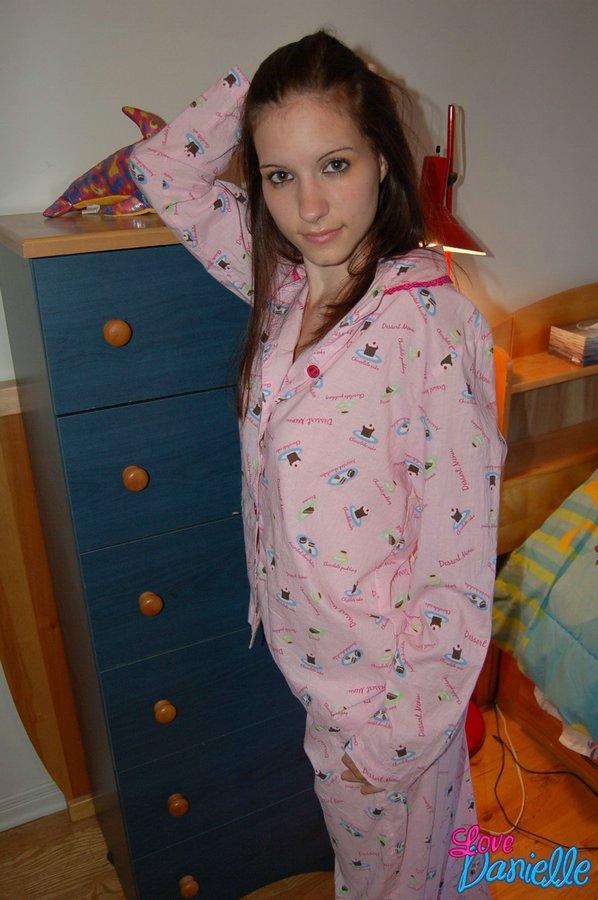 Pictures of teen cutie Love Danielle stripping out of her pajamas #59096542