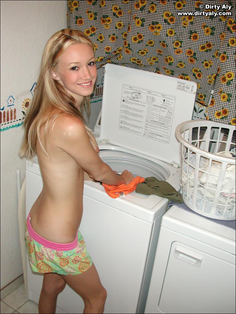 Pictures of Dirty Aly doing her laundry #54079108