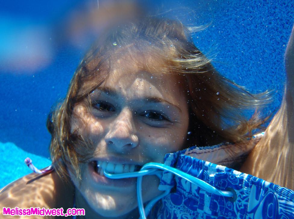 Pictures of teen hottie Melissa Midwest sucking dick under water #59492776