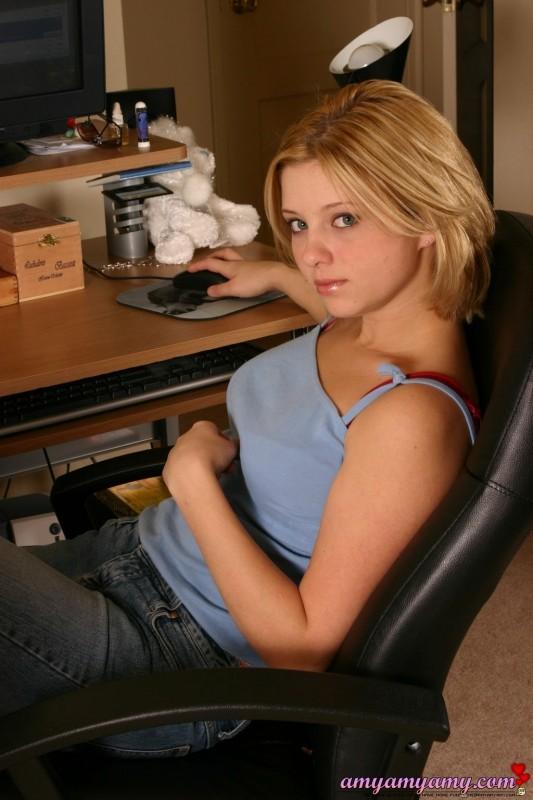 Amy strips out of her tight jeans #53106858