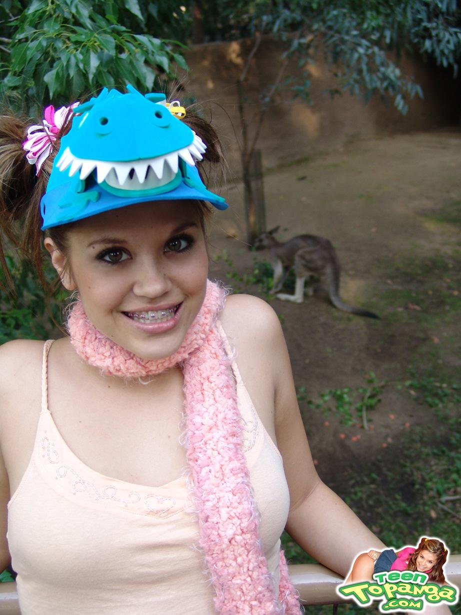 Pictures of Teen Topanga messing around at a zoo #60082258