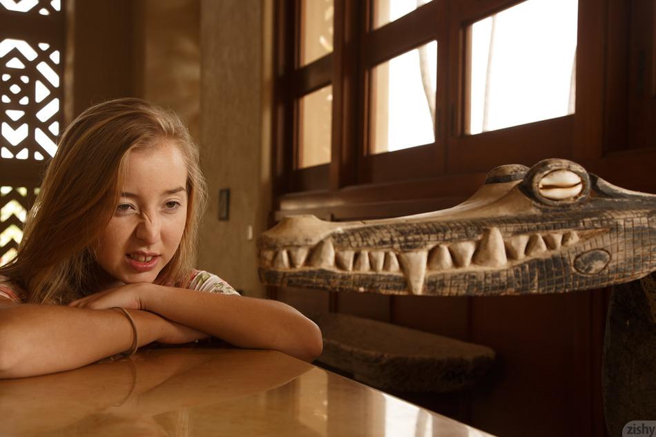 Pearla Soonin Zishy Vs Kauai I #60938479