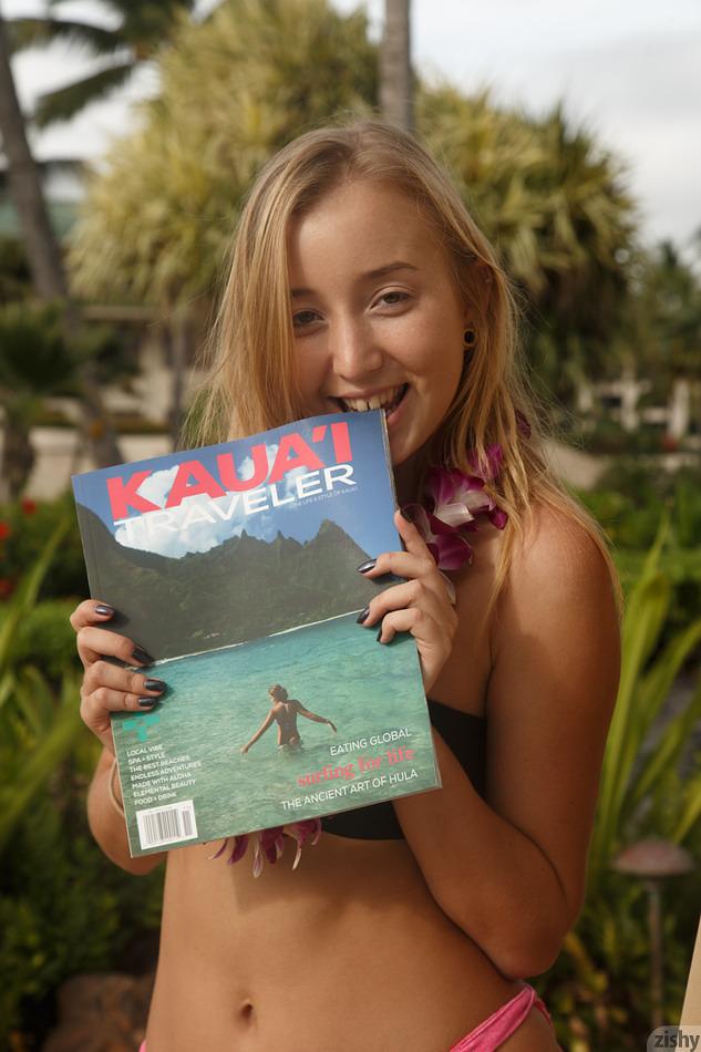 Pearla Soonin Zishy Vs Kauai I #60938529