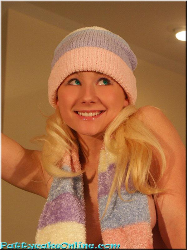 Pictures of teen girl Pattycake getting ready for winter #59954091