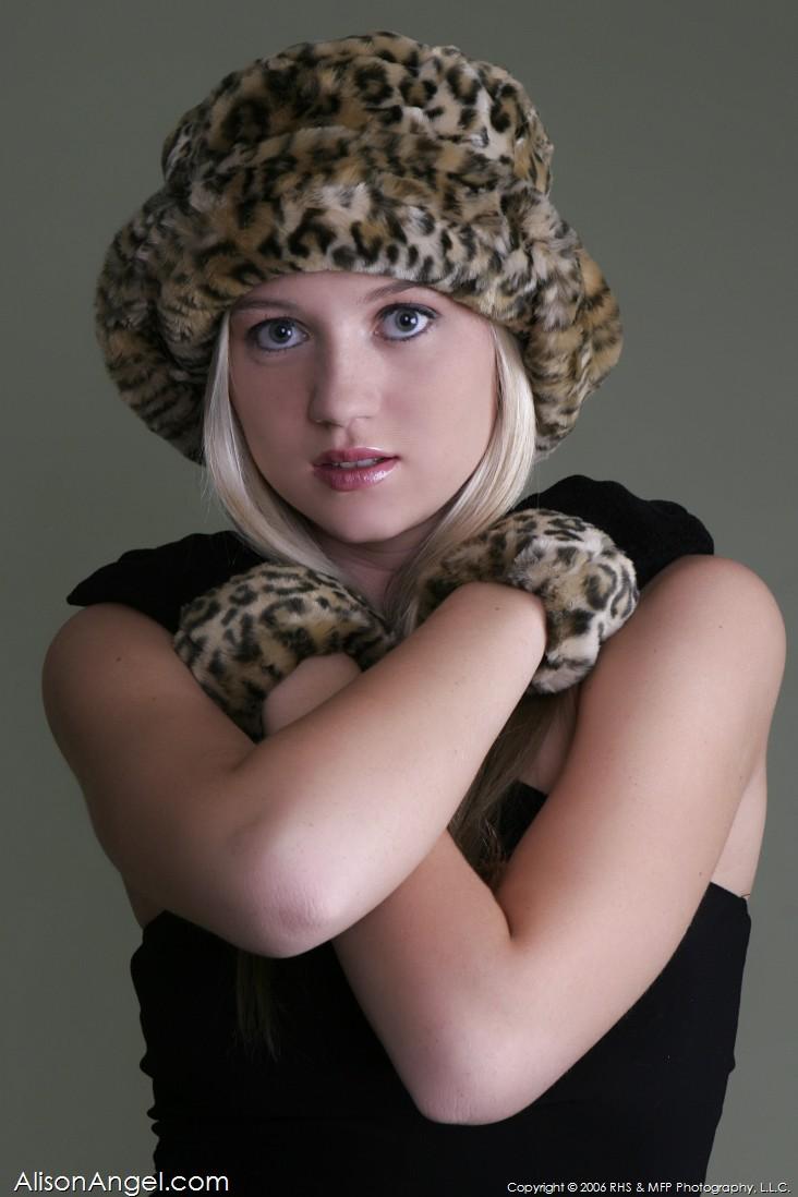 Pictures of teen babe Alison Angel wearing only hats and gloves #53007252