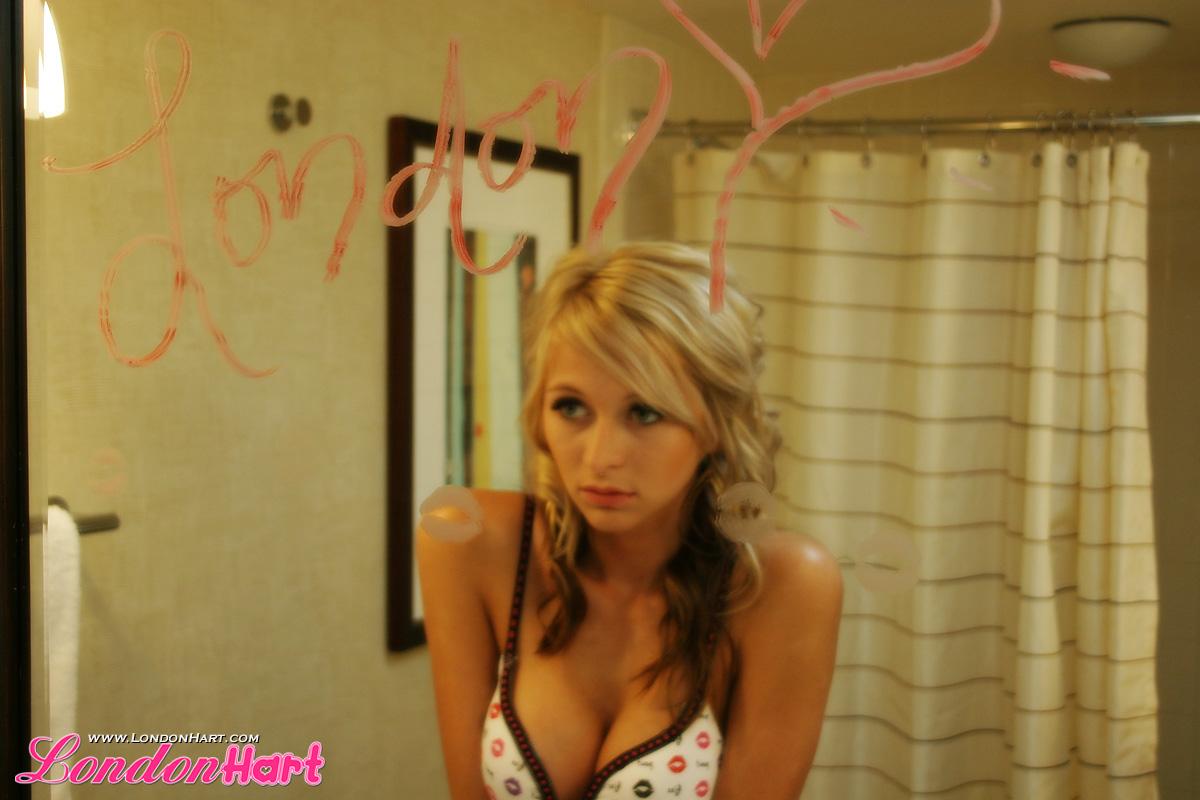Pictures of teen girl London Hart teasing in the bathroom #59083396