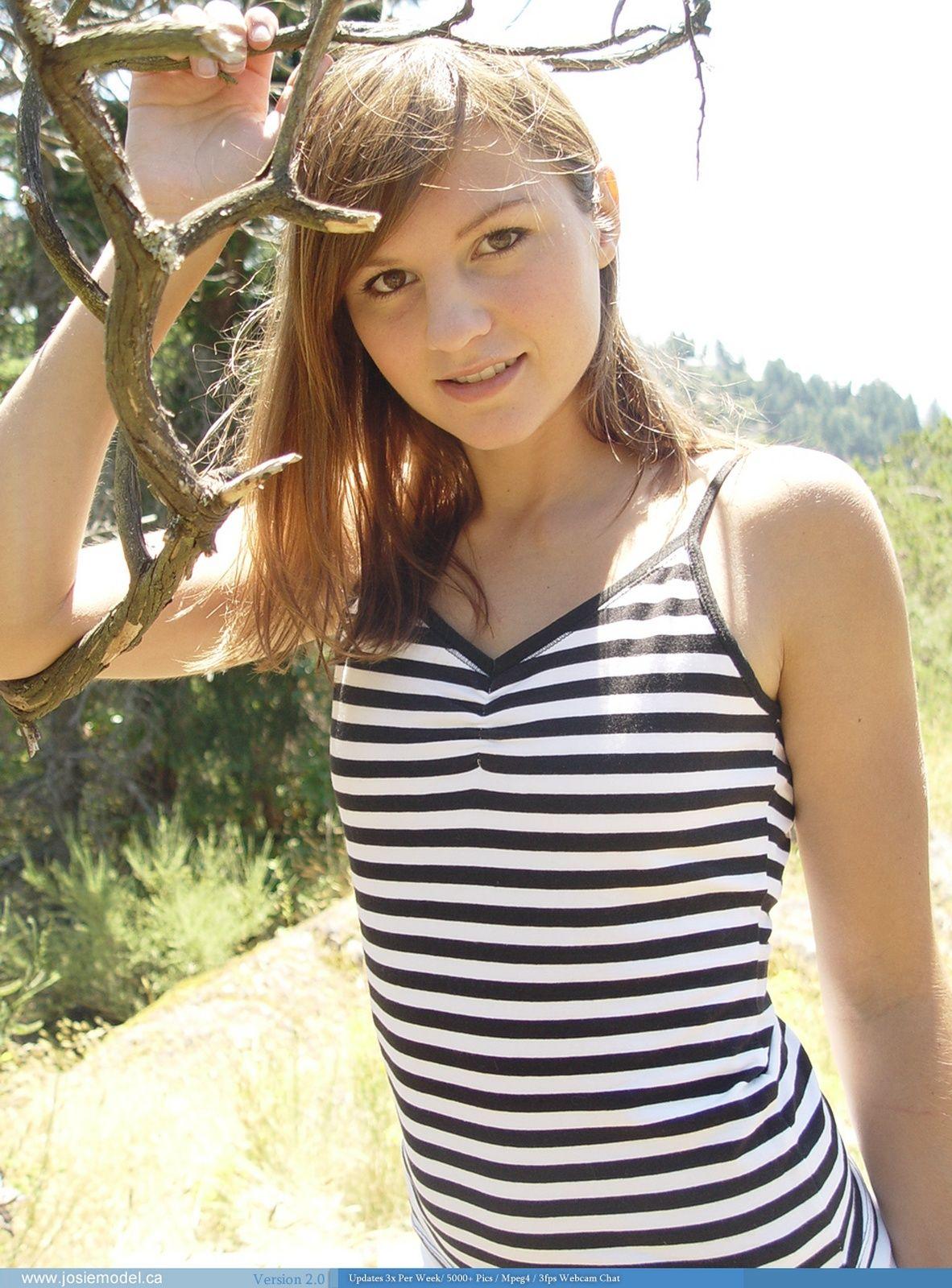 Pictures of teen hottie Josie Model showing her hotness outside #55697217