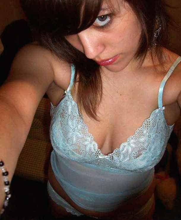 Pictures of hot teen girls showing their bodies on camera #60922836