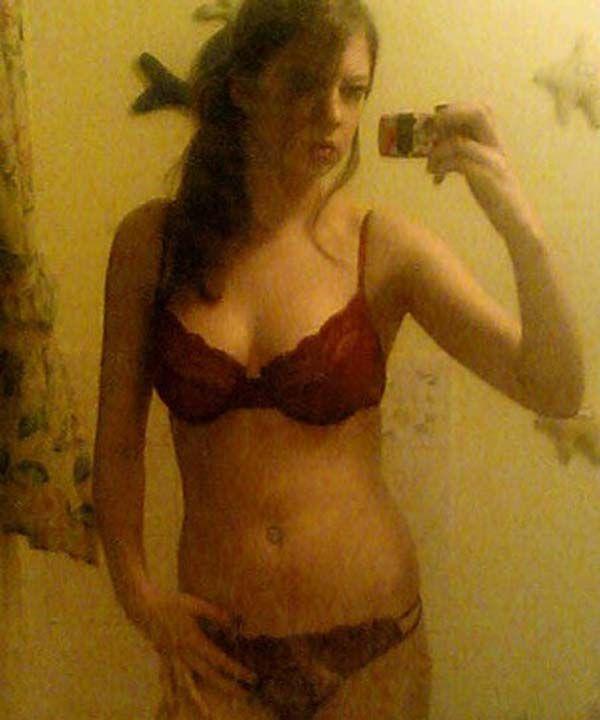 Pictures of horny girlfriends taking pics of themselves #60718737