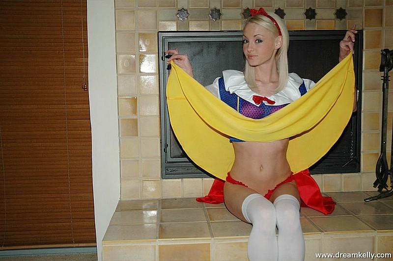 Dream Kelly dressed up as snow white #54110949