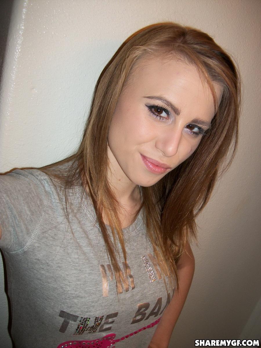Amateur blonde GF takes selfies of her hot bod #60794769