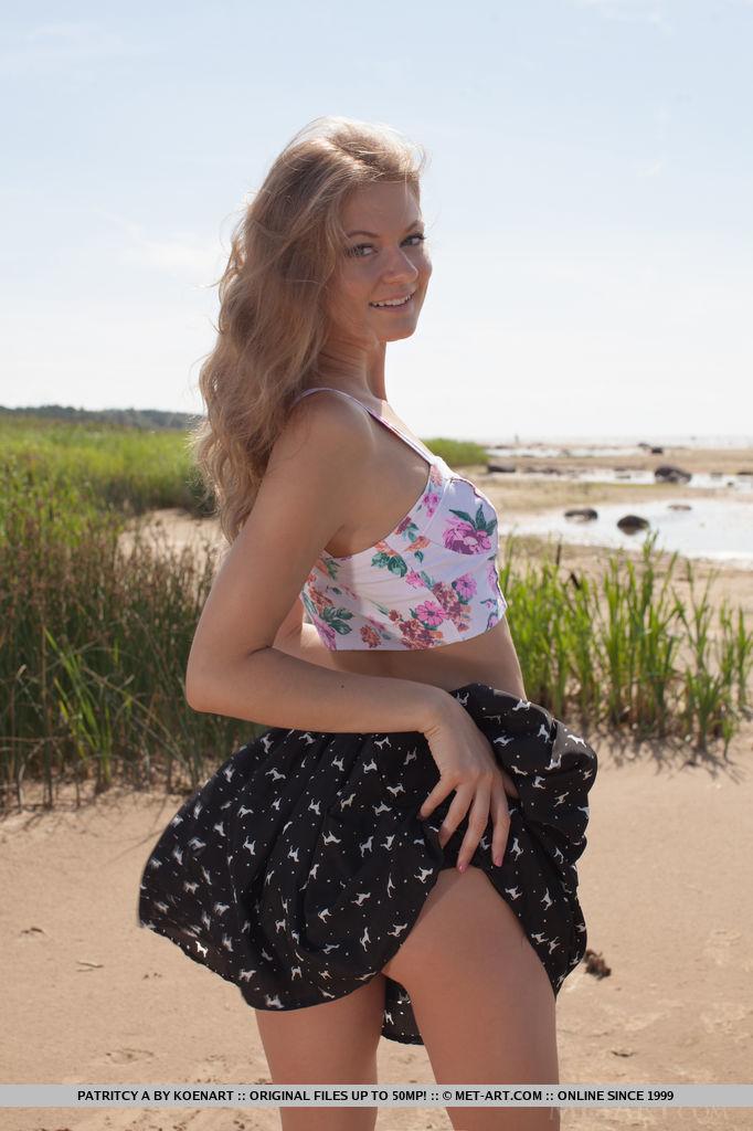 Blonde teen Patritcy A gets naked for you on the beach in "Rosada" #59819068