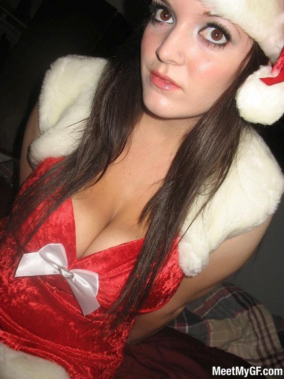 Pictures of a stunning gf ready for Christmas #61968000