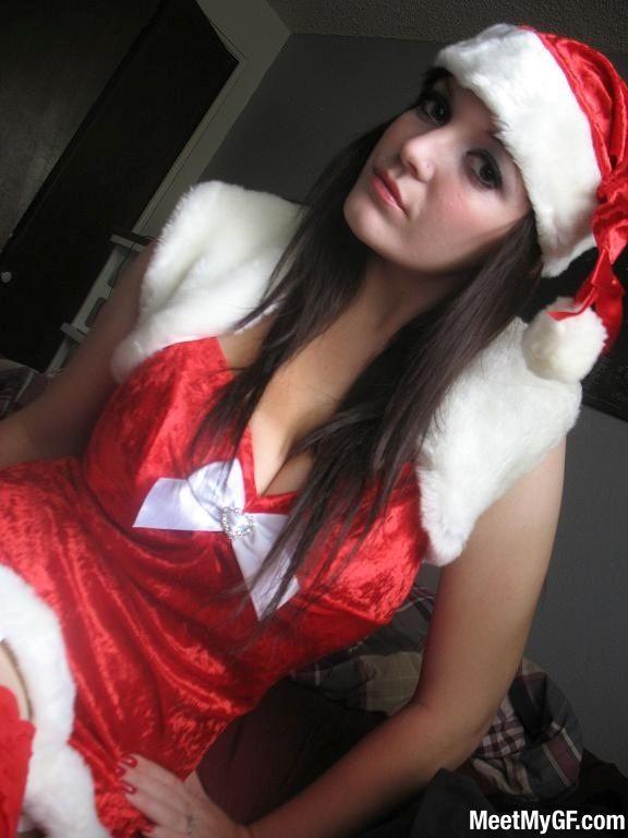 Pictures of a stunning gf ready for Christmas #61968012