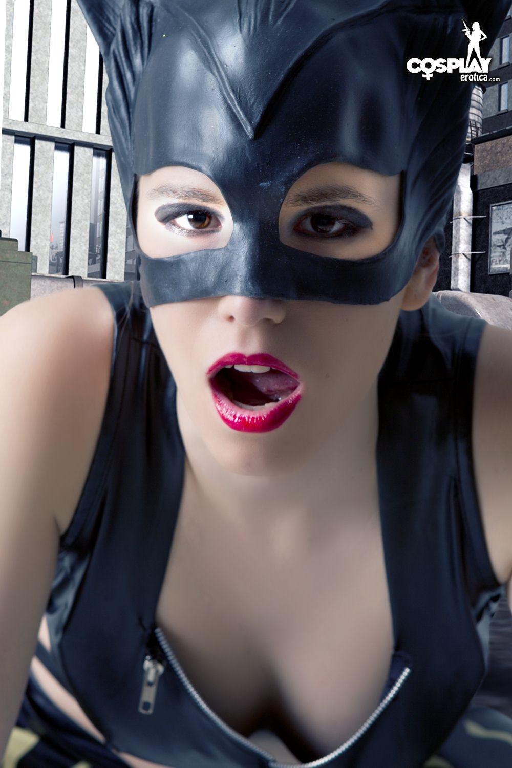 Sexy cosplayer Cassie dresses up as Catwoman #53704332