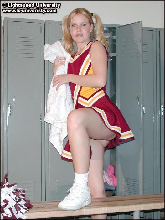 Pictures of a blonde cheerleader stripping in the locker room #60577504