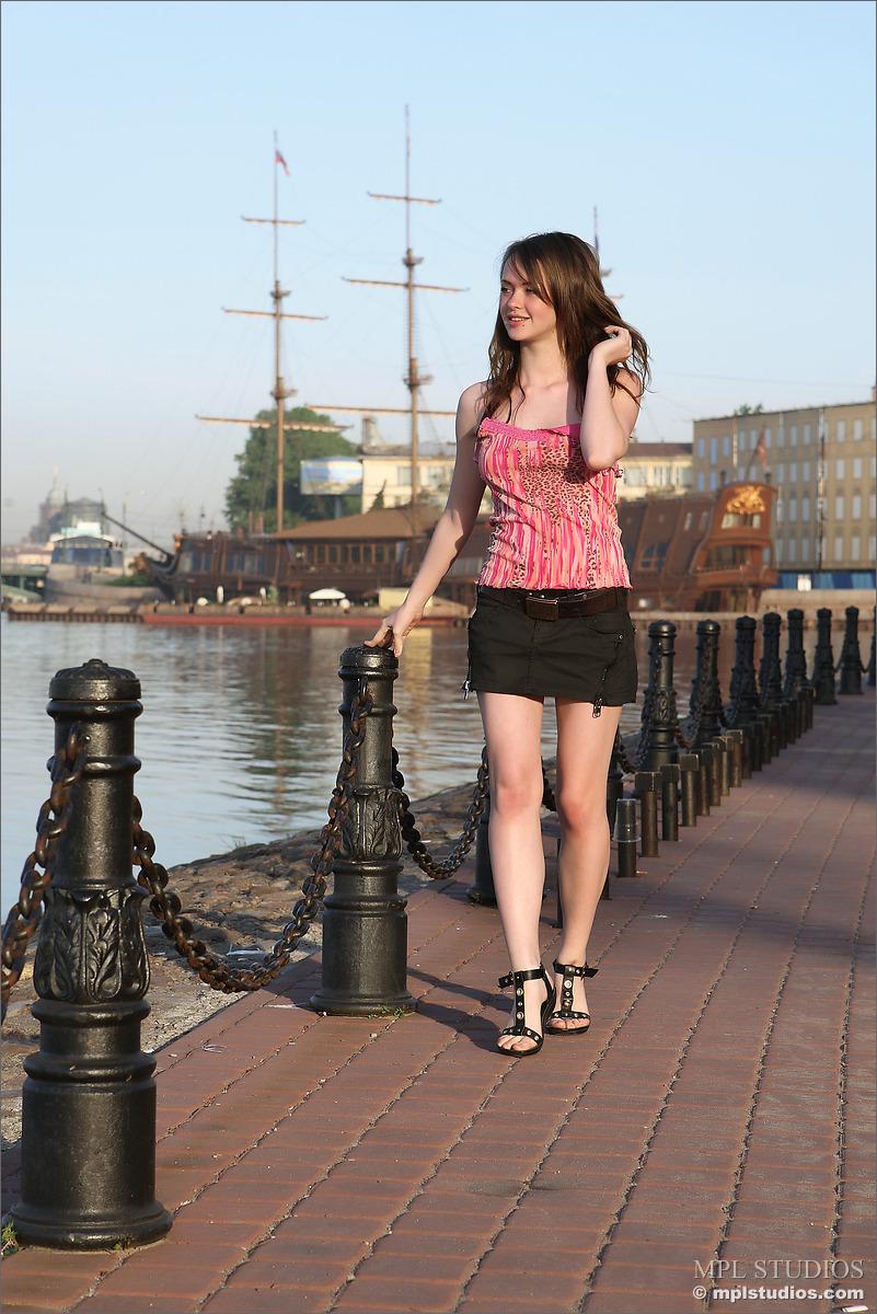 MPLスタジオ・プレゼンツ・ヘレナ in "モーニング・グローリー"
 #59649318