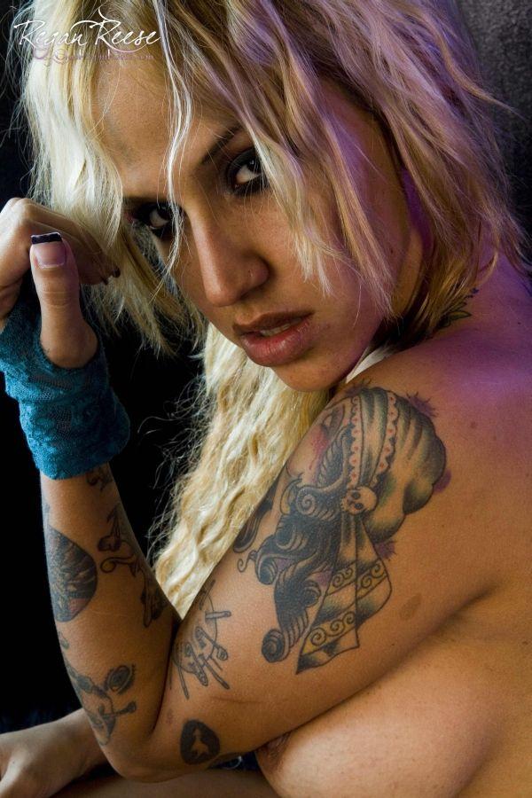 Pictures of Regan Reese playing with her hot tattooed body #59865556
