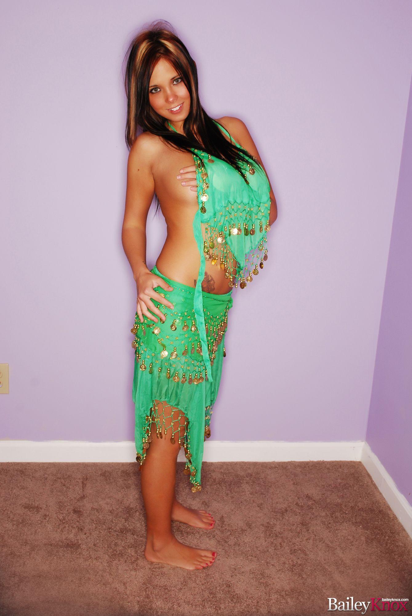 Pictures of Bailey Knox dressed as a sexy belly dancer #53400791