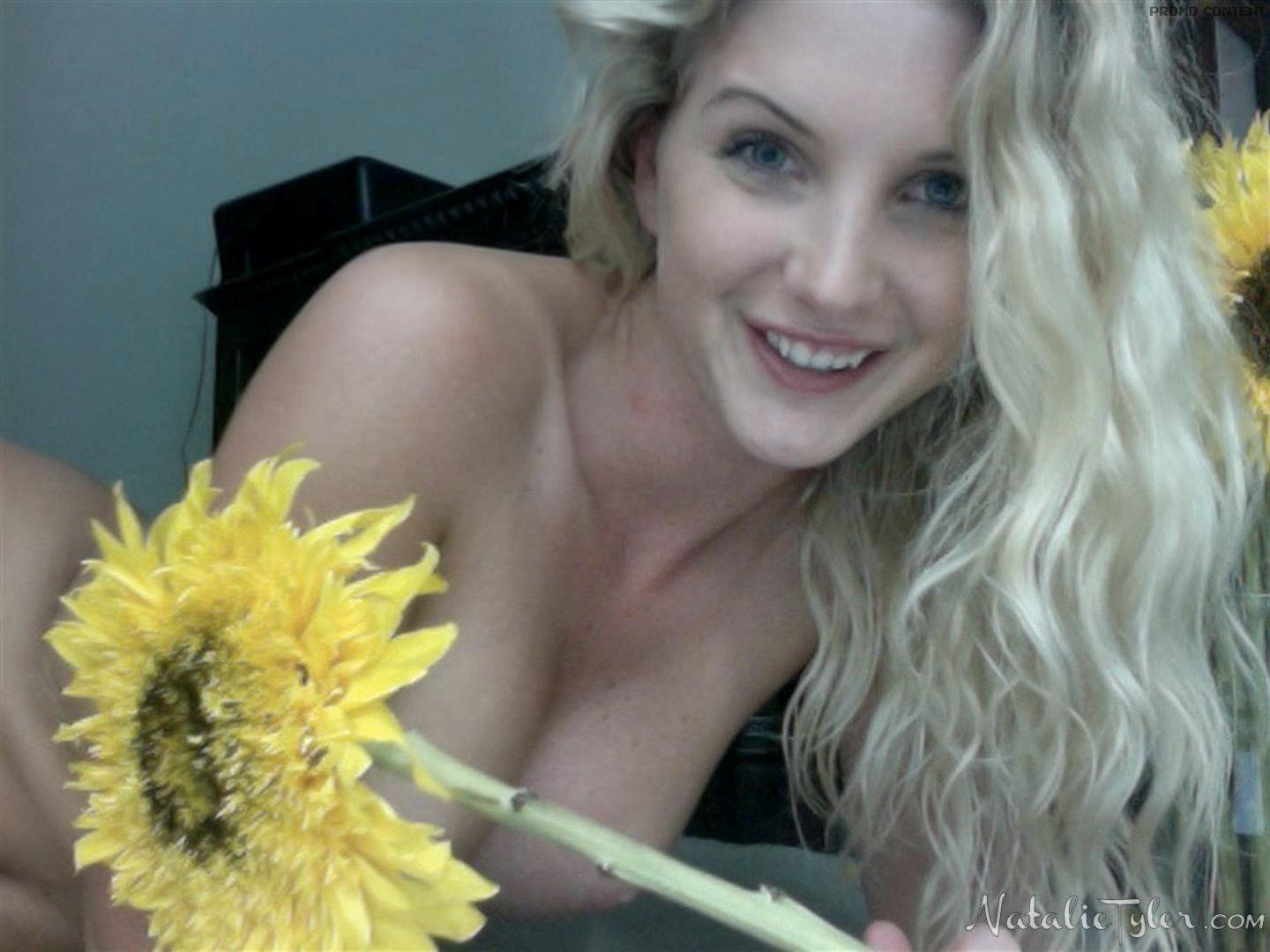 Pictures of Natalie Tyler showing you her pretty flower #59686830