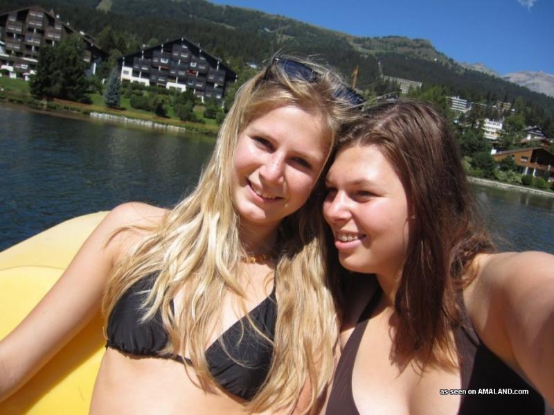 Fotos de chicas amateurs calientes y salvajes no desnudas
 #60662452