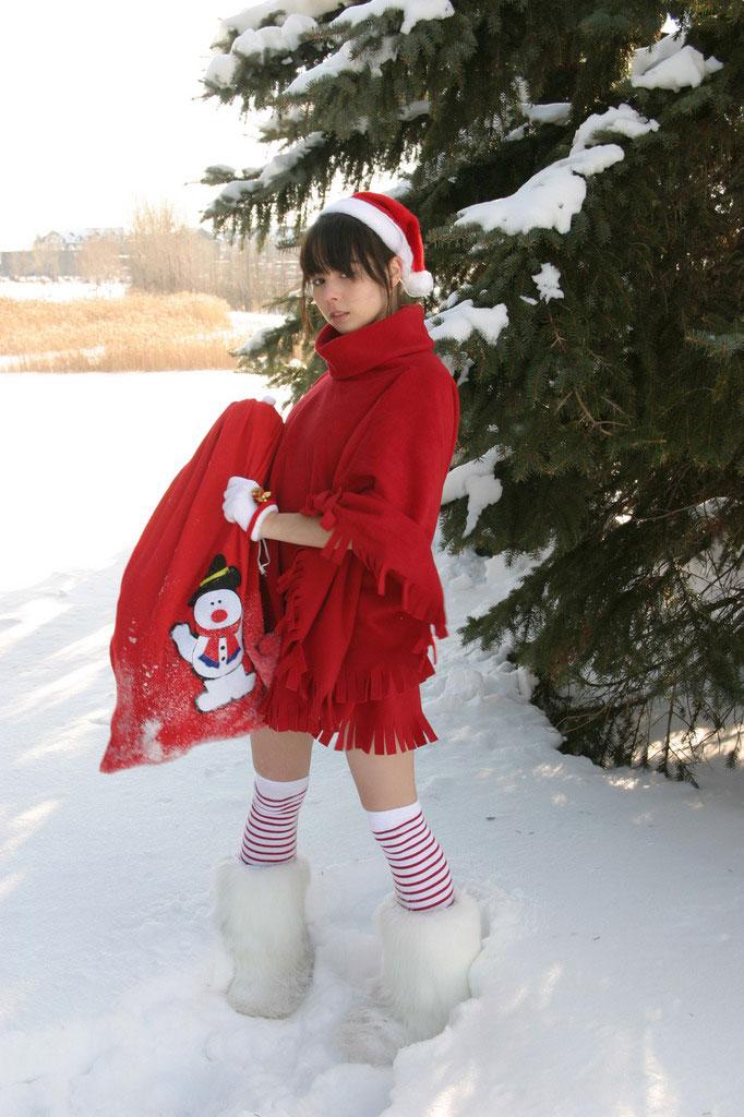 Bilder von Teen Hottie Ariel Rebel, die Spaß an Weihnachten haben
 #53300159
