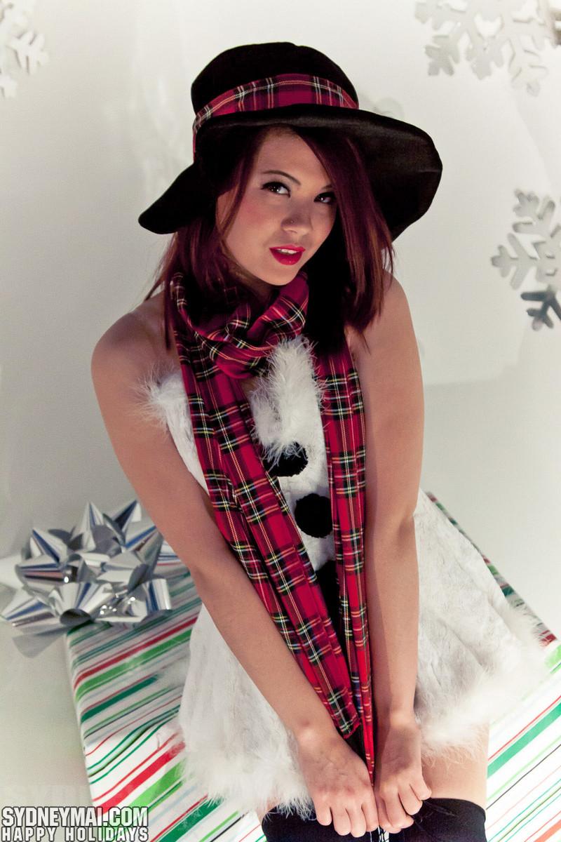 Hot teen Sydney Mai will be your very sexy snowman for Christmas #60041833