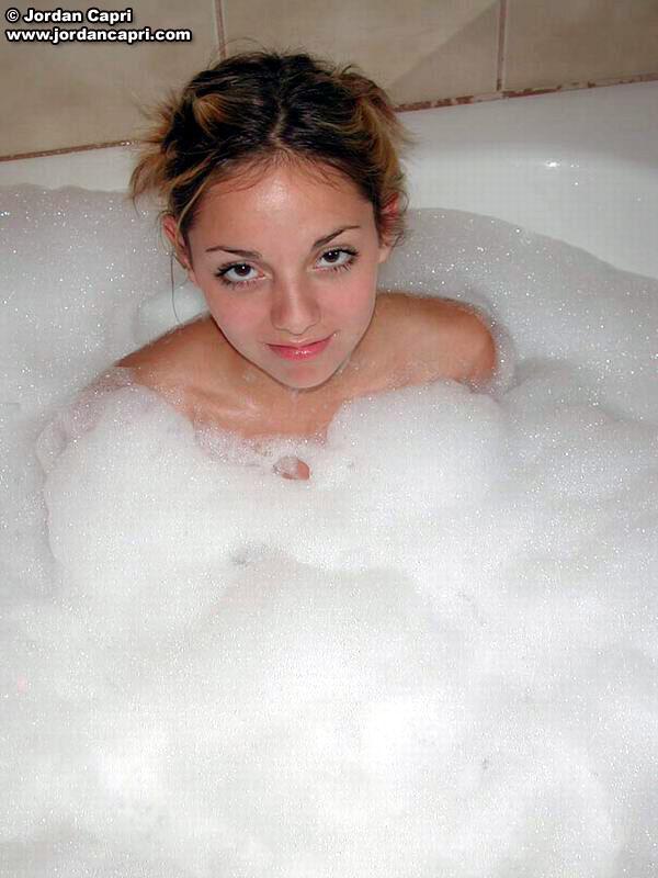 Pictures of Jordan Capri taking a bath and spreading her pussy lips #55616575