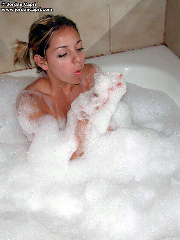 Pictures of Jordan Capri taking a bath and spreading her pussy lips #55616618