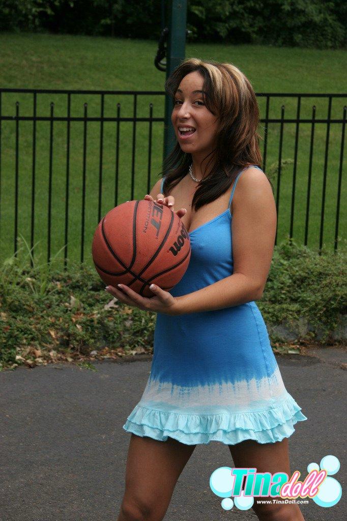 Tina Doll lets her huge boobs bounce while she plays basketball #60101727