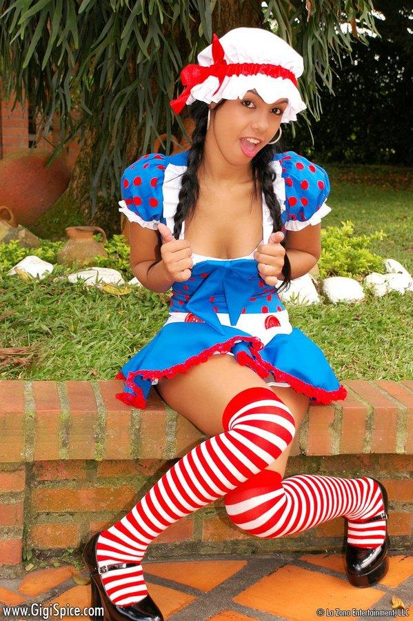 Pictures of teen nympho Gigi Spice dressed up for halloween #54508359