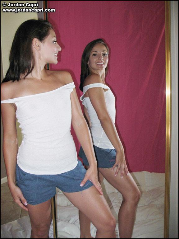Pictures of teen babe Jordan Capri admiring herself in the mirror #55604929