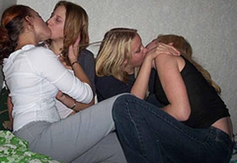 Pictures of lesbian girlfriends making out #60653945
