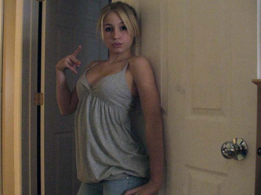 Collection of a cute amateur blondie's selfpics #60659394