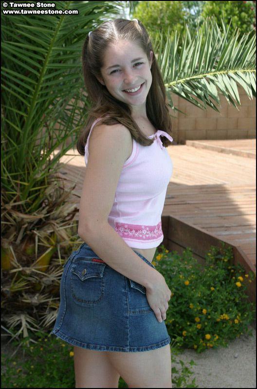 Pictures of teen girl Tawnee Stone showing her pink panties #60062148
