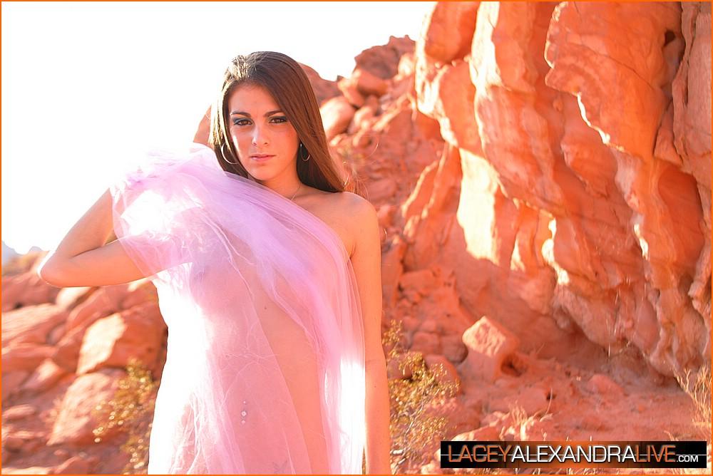 Bilder von teen lacey alexandra zeigt ihren erstaunlichen Körper
 #58795788